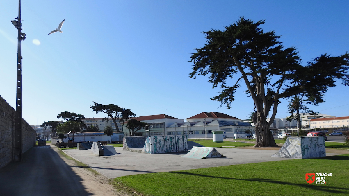 Peniche skatepark